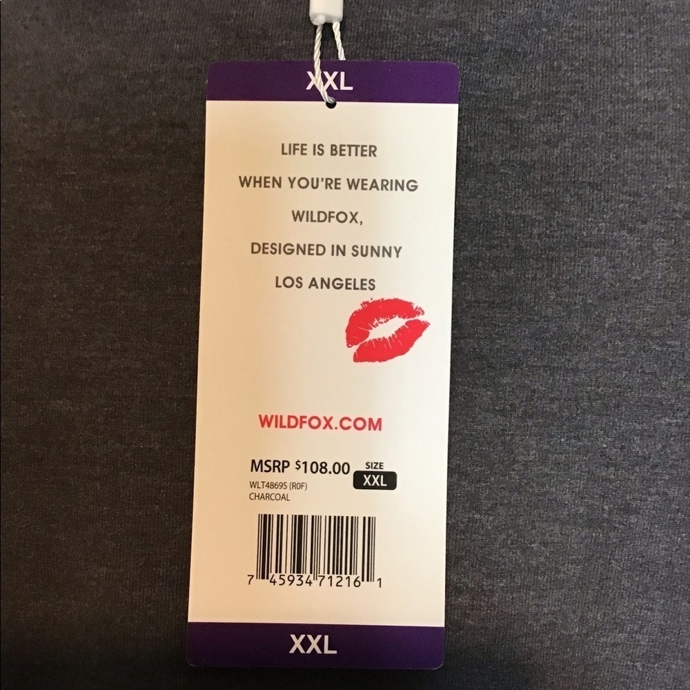 - Woman’s Wildfox Sweatshirt - Picture 6 of 7